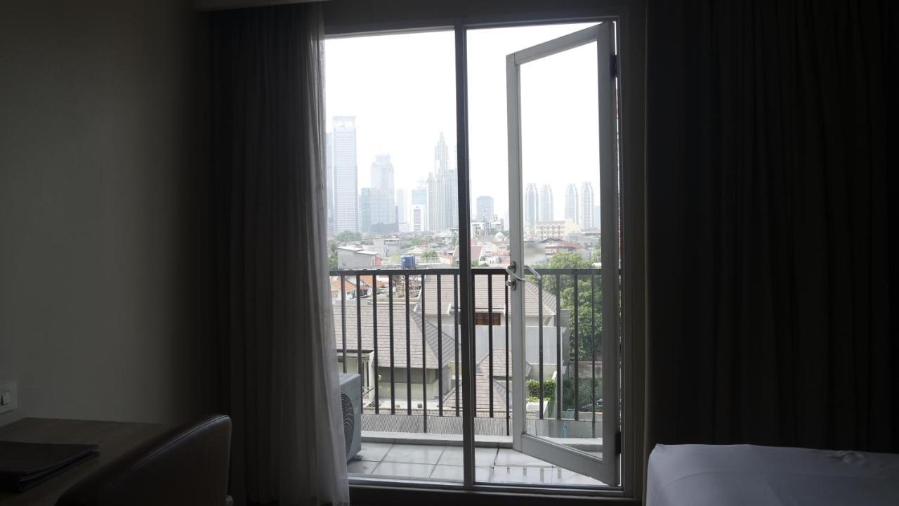 Ayaka Suites Jakarta Exterior photo