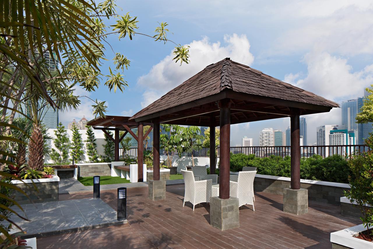 Ayaka Suites Jakarta Exterior photo